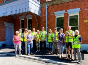 Read more about the article Otford Station in bloom